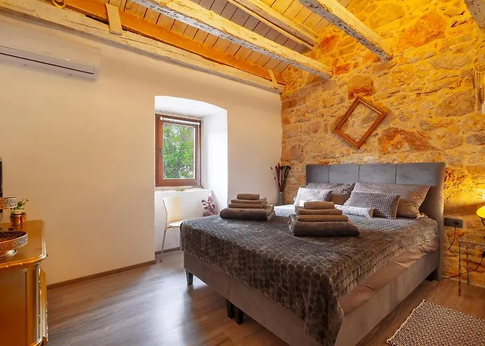 Kleine Perle Am Daire *